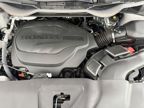 Used 2024 Honda Odyssey EX-L image 10