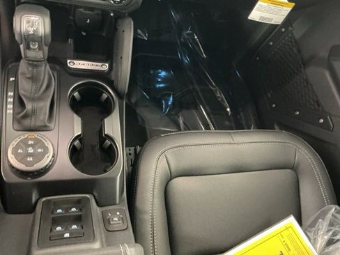 New 2025 Ford Bronco Big Bend w/ Black Diamond Package image 19