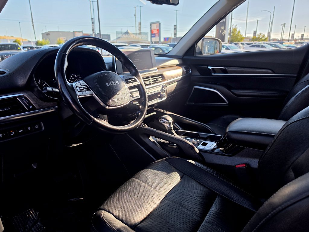 Certified 2022 Kia Telluride EX w/ EX Premium Package AWD/4WD image 11