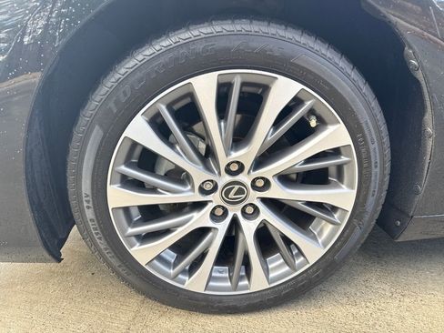 Used 2021 Lexus ES 350 w/ Premium Package image 9