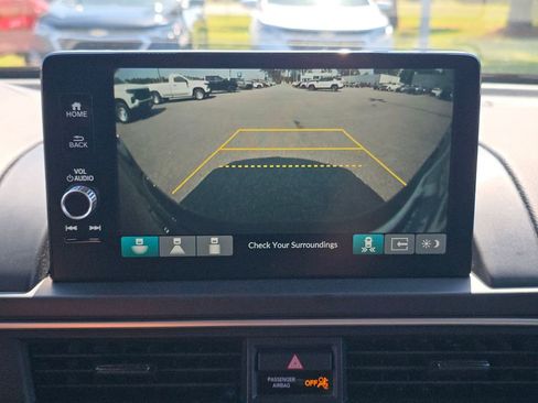 Used 2023 Honda Pilot Touring image 20