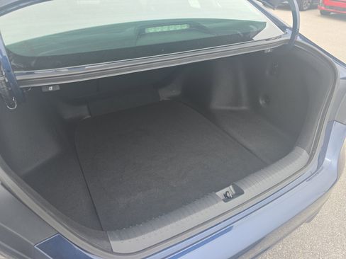 Used 2024 Honda Accord EX image 12