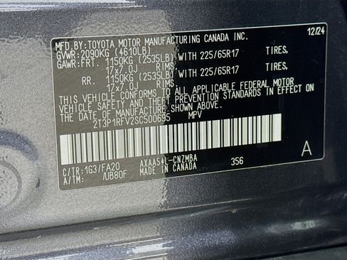 Certified 2025 Toyota RAV4 XLE AWD/4WD image 30