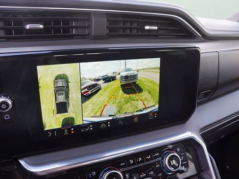 Used 2024 GMC Sierra 1500 Denali w/ Technology Package image 29