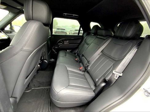 Used 2025 Land Rover Range Rover Sport Dynamic SE image 13