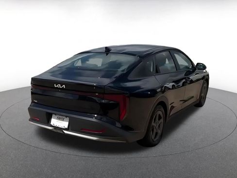Used 2025 Kia K4 FWD image 14