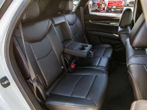 Used 2022 Cadillac XT5 Sportv w/ Technology Package AWD/4WD image 12