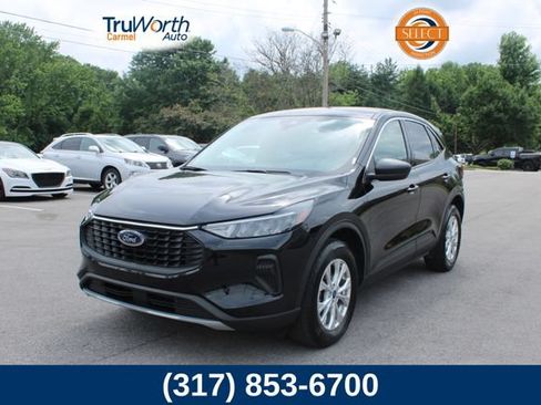Used 2023 Ford Escape Active AWD/4WD image 1