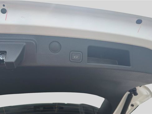 New 2026 GMC Terrain Elevation w/ Elevation Premium Package AWD/4WD image 21