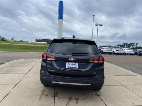 Used 2022 Chevrolet Equinox LT FWD image 10