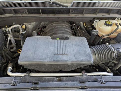 Used 2019 Chevrolet Silverado 1500 High Country w/ Technology Package image 24