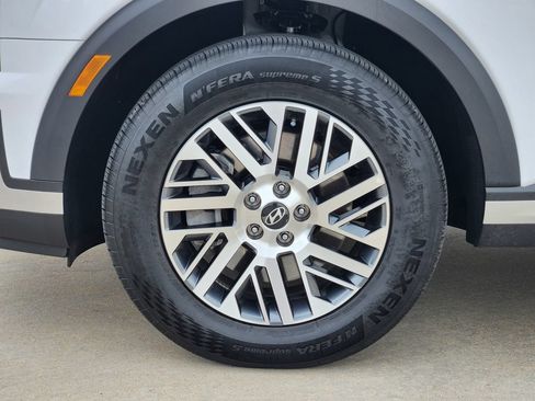 Used 2026 Hyundai Palisade SEL FWD image 9