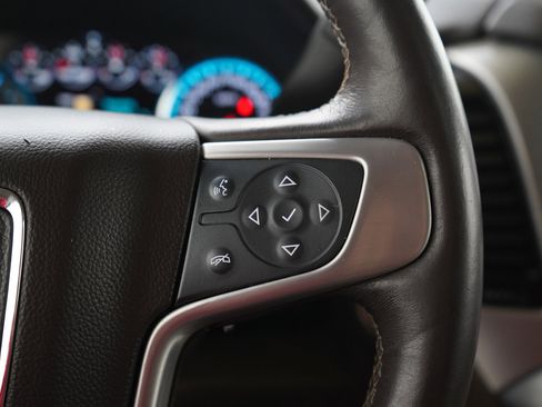 Used 2017 GMC Yukon SLT w/ Open Road Package AWD/4WD image 31