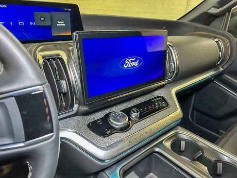 New 2026 Ford Expedition Tremor AWD/4WD image 39