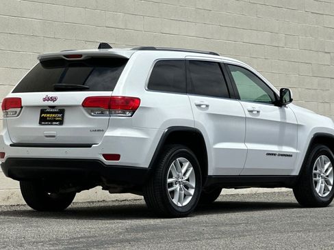 Used 2017 Jeep Grand Cherokee Laredo w/ Quick Order Package 2BE RWD image 4