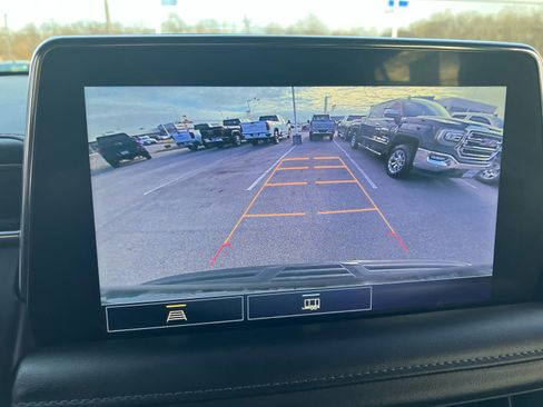 Used 2021 Chevrolet Tahoe Z71 image 25