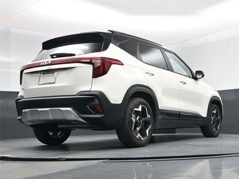 New 2026 Kia Seltos S image 14