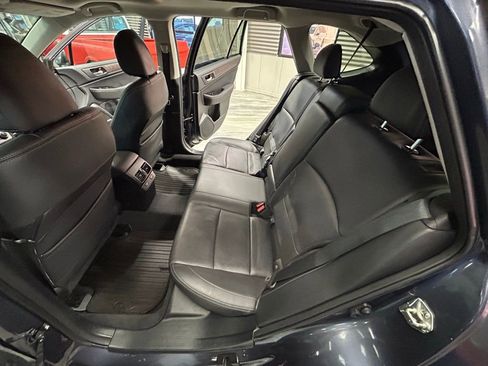 Used 2017 Subaru Outback 2.5i Limited image 46