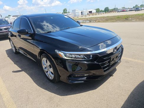 Used 2018 Honda Accord EX-L image 2