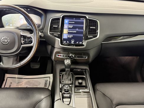 Used 2018 Volvo XC90 T6 Momentum w/ Convenience Package AWD/4WD image 11