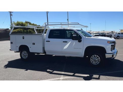 New 2026 Chevrolet Silverado 2500 W/T w/ WT Convenience Package AWD/4WD image 2