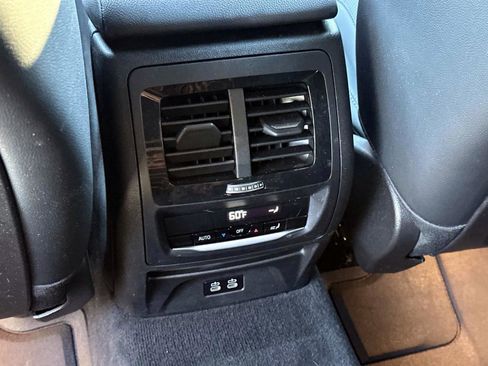 Used 2023 BMW X3 sDrive30i w/ Premium Package image 15