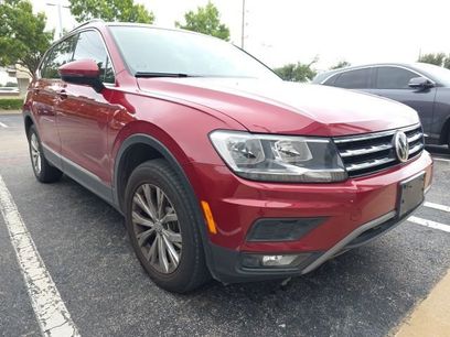 Used 2018 Volkswagen Tiguan SE