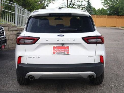 Used 2025 Ford Escape Active AWD/4WD image 6