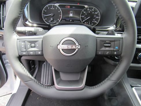 New 2026 Nissan Pathfinder SV FWD image 27