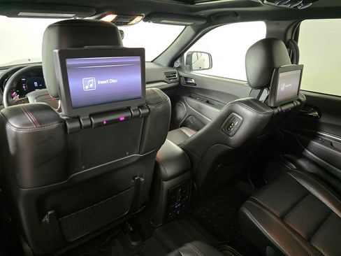 Used 2021 Dodge Durango R/T w/ Blacktop Package AWD/4WD image 22