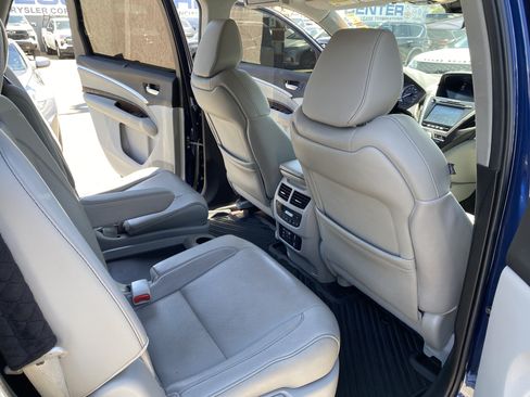 Used 2019 Acura MDX FWD w/ Tech & Entertainment image 21