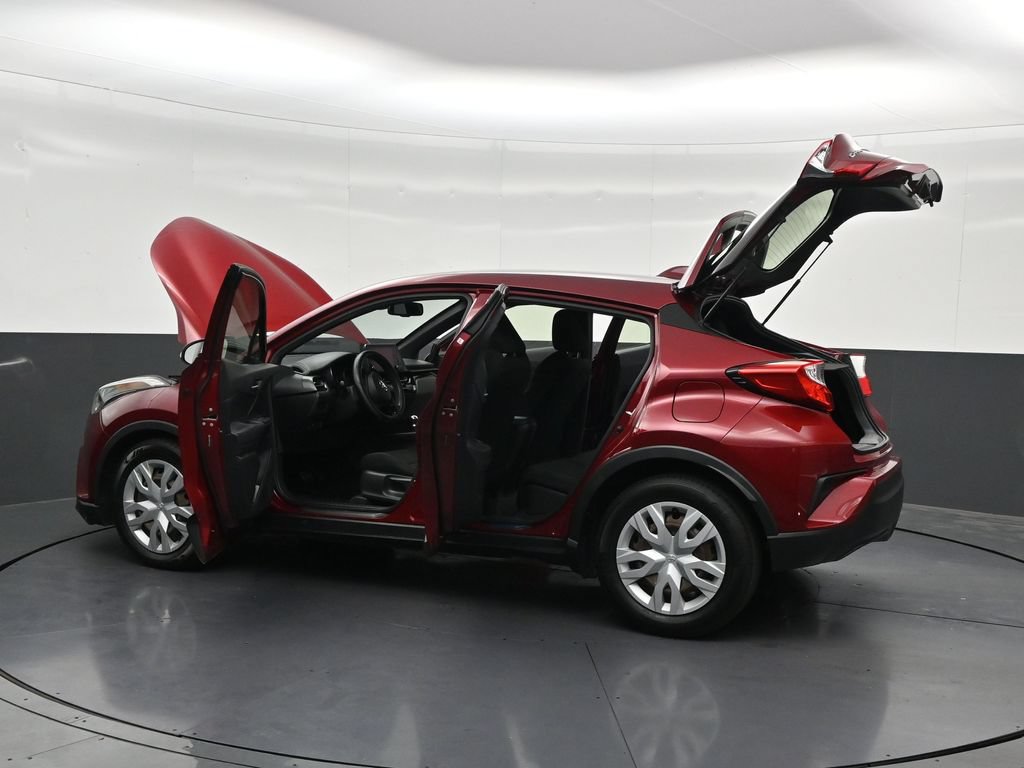 Used 2019 Toyota C-HR LE FWD image 34