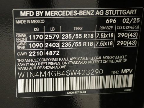 New 2025 Mercedes-Benz GLB 250 image 15