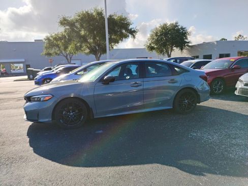 Used 2025 Honda Civic Sport image 10