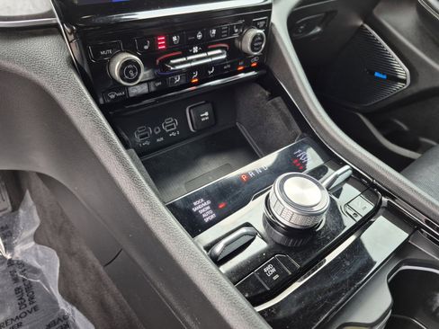 Used 2022 Jeep Grand Cherokee L Overland w/ Luxury Tech Group IV image 12