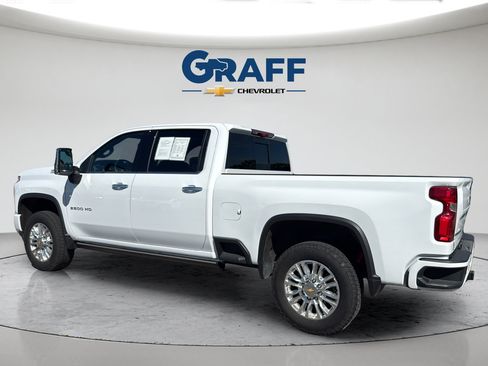 Used 2023 Chevrolet Silverado 2500 High Country w/ Technology Package AWD/4WD image 4