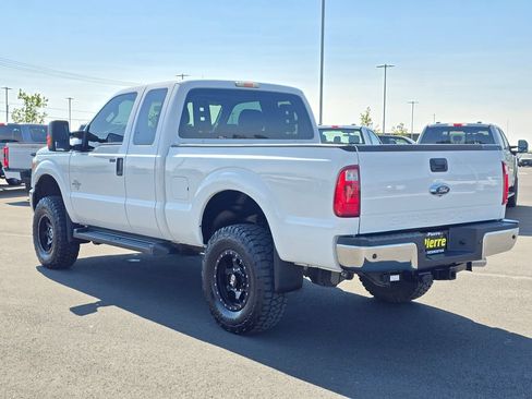 Used 2015 Ford F250 XLT w/ XLT Value Package AWD/4WD image 4