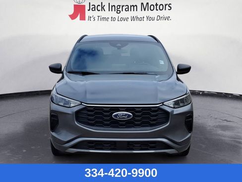 Used 2023 Ford Escape ST-Line w/ Cold Weather Package image 8