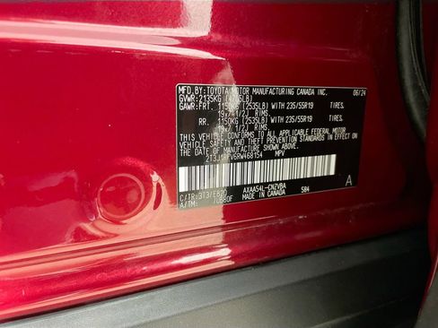 Used 2024 Toyota RAV4 Adventure image 31