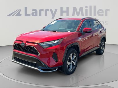 Used 2023 Toyota RAV4 SE w/ Weather & Moonroof Package