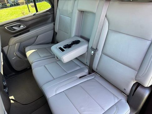 Used 2021 Chevrolet Tahoe LT w/ LT Signature Package AWD/4WD image 33