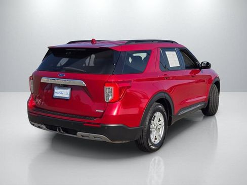 Used 2020 Ford Explorer XLT RWD image 4