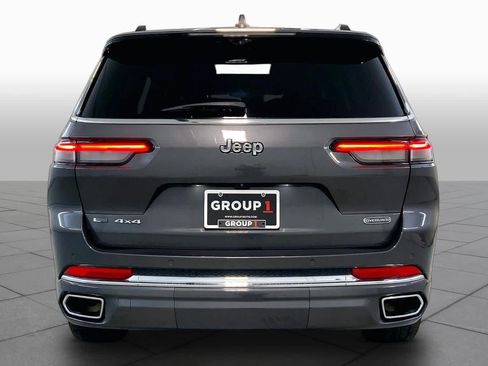 Used 2022 Jeep Grand Cherokee L Overland w/ Luxury Tech Group IV AWD/4WD image 4