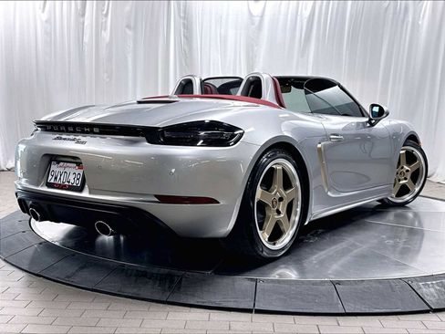 Used 2022 Porsche 718 Boxster RWD image 9