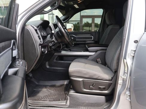 Used 2022 RAM 2500 Big Horn w/ Level A Equipment Group AWD/4WD image 9