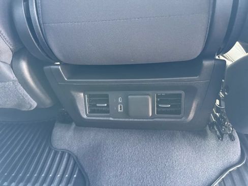 Used 2024 Chevrolet Silverado 1500 LT AWD/4WD image 35
