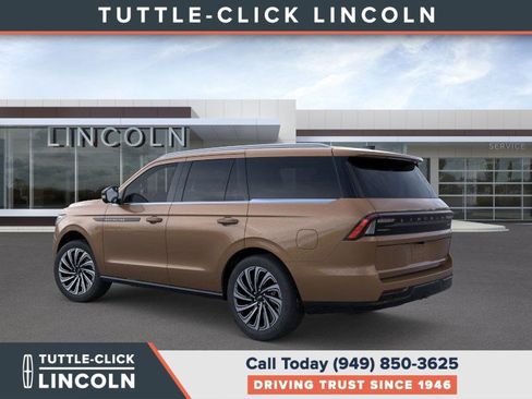 New 2025 Lincoln Navigator Black Label image 4