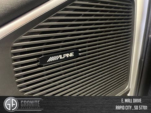 Used 2024 Jeep Wagoneer Series II AWD/4WD image 31
