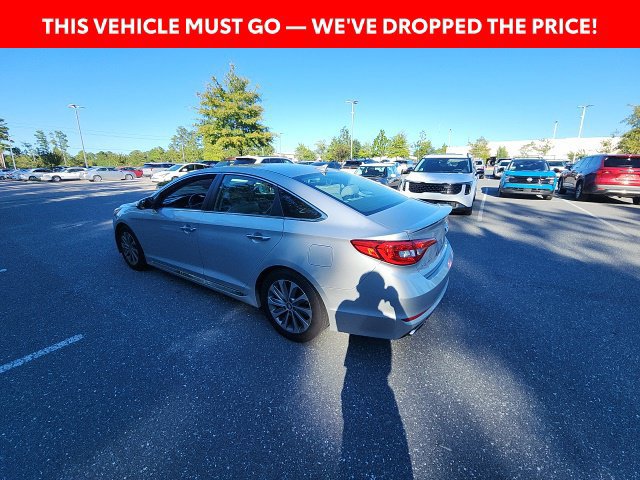 Used 2016 Hyundai Sonata Sport w/ Option Group 1V FWD image 10