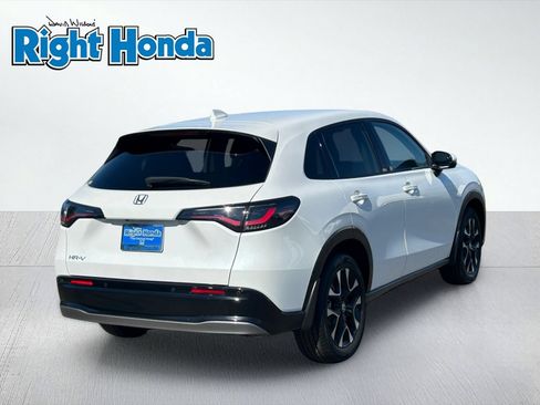 Certified 2026 Honda HR-V EX-L image 7